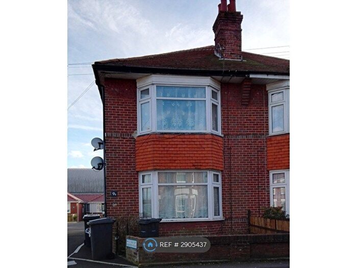1 Bedroom Flat To Rent In Hankinson Road, Bournemouth, BH9