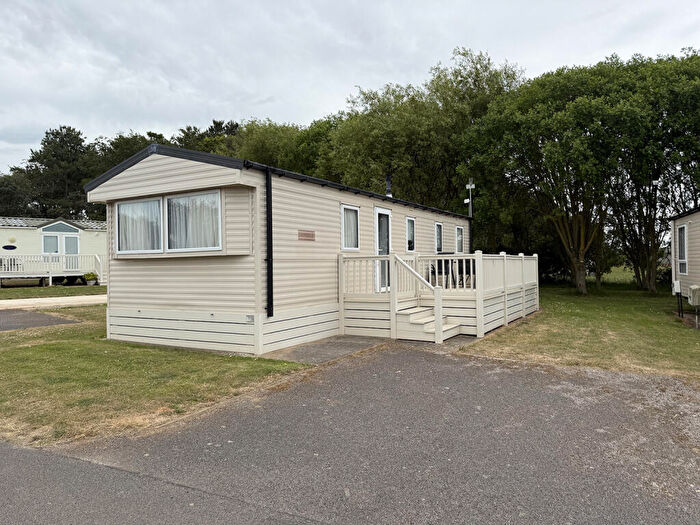 3 Bedroom Caravan For Sale In Manor Park Holiday Park, Manor Road, Hunstanton, Norfolk, PE36