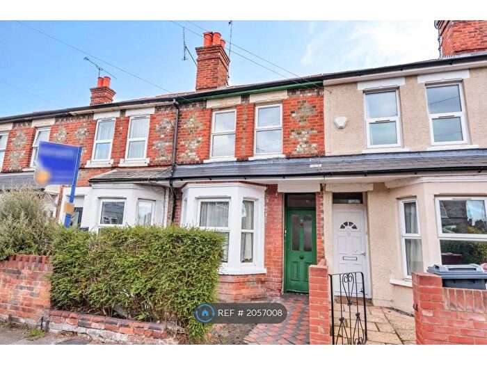 1 Bedroom Flat To Rent In Briants Avenue, Caversham, Reading, RG4