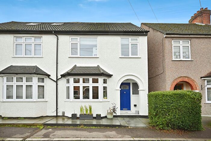 3 Bedroom Semi Detached House For Sale In Springfield, Bushey Heath, Bushey, WD23
