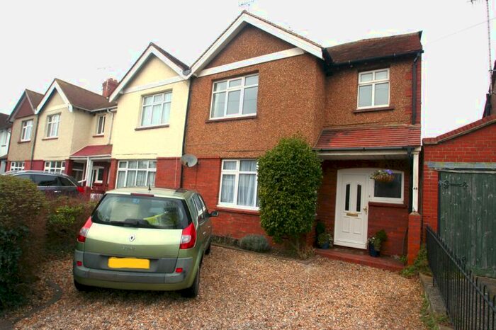 3 Bedroom Terraced House To Rent In Pavilion Road, Broadwater, Worthing, BN14