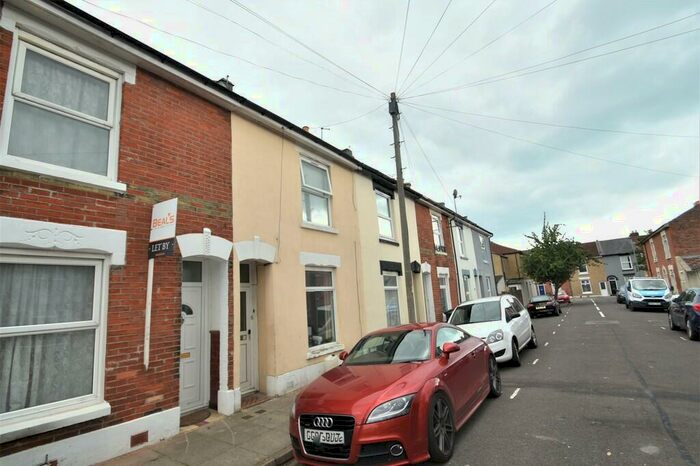 4 Bedroom Terraced House To Rent In Harrow Road, Southsea, PO5