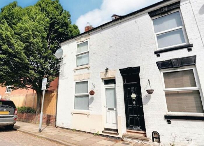 2 Bedroom End Of Terrace House For Sale In Harold Street, Northampton, NN1