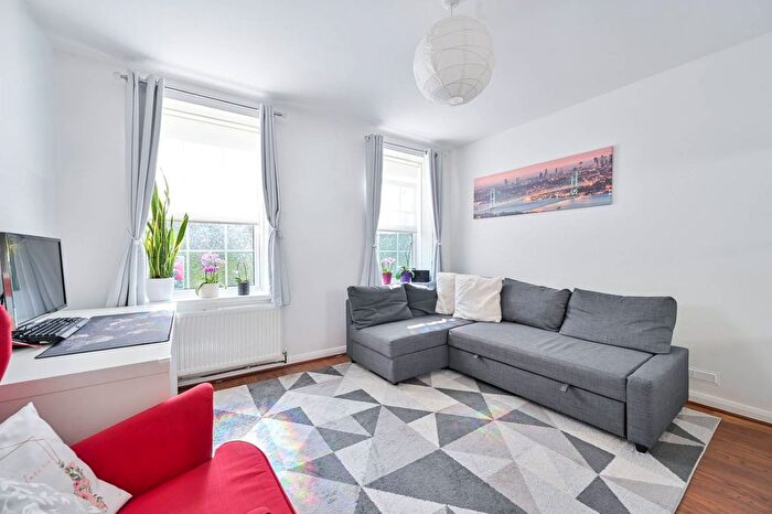 1 Bedroom Flat For Sale In Sedgehill Road, Beckenham Hill, London, SE6