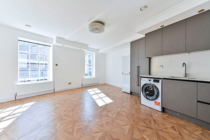 1 Bedroom Flat To Rent In High Street, Guildford, Guildford, GU1
