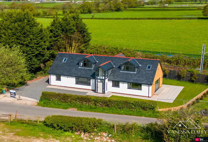 4 Bedroom Detached House For Sale In Darkinson Lane, Lea, Preston, PR4