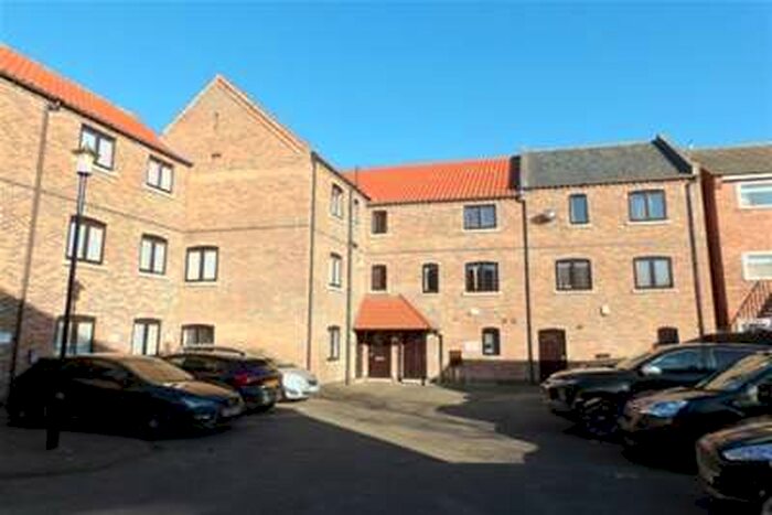 1 Bedroom Flat To Rent In Linley Court, Bingham, NG13