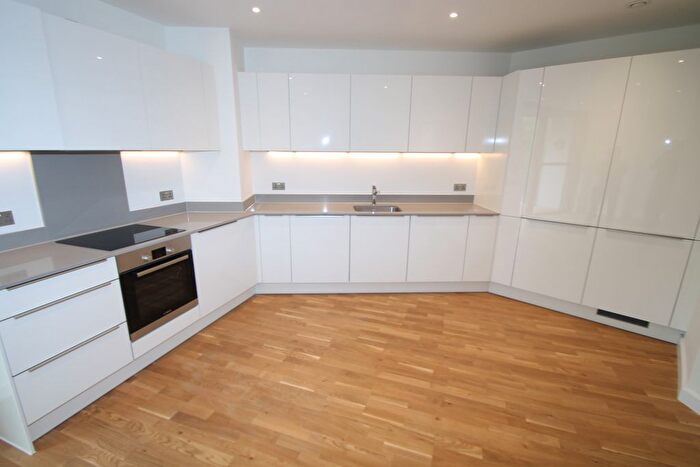 2 Bedroom Flat To Rent In Brouard Court, Bromley, BR2
