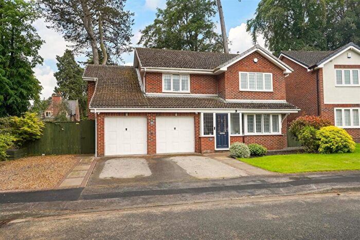 5 Bedroom Detached House For Sale In Cardinal Gardens, Darlington, DL3