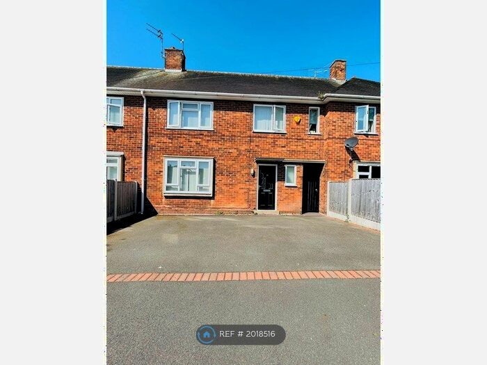 3 Bedroom Terraced House To Rent In Darnhall Crescent, Nottingham, NG8