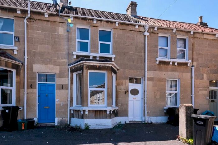 4 Bedroom Terraced House To Rent In Lorne Road, Bath, BA2