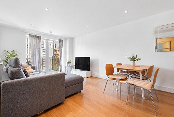 2 Bedroom Flat To Rent In Jude Street, Royal Victoria, E16