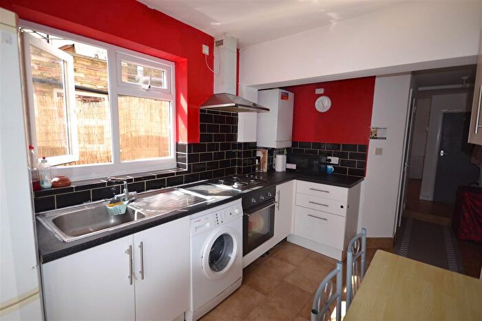 3 Bedroom Terraced House To Rent In Holbrook Road, London, E15