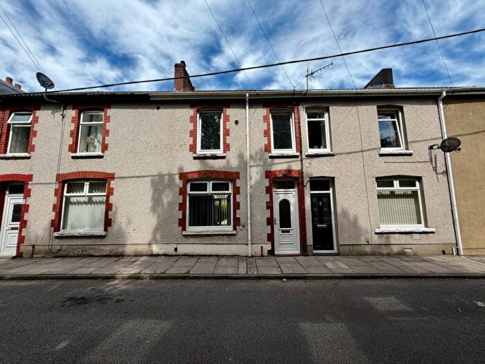 3 Bedroom Terraced House For Sale In Western Terrace, Ynysddu, NP11