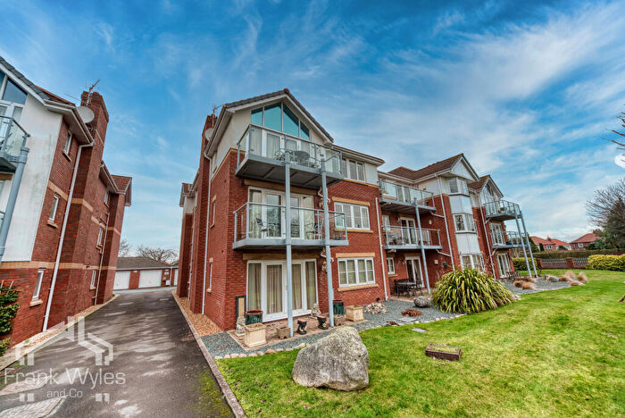 2 Bedroom Flat For Sale In Flat Gleneagles, Links Gate, FY8