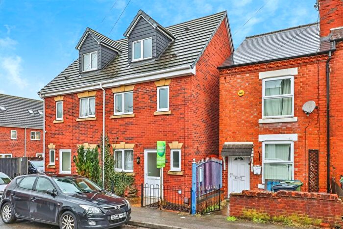 3 Bedroom Semi Detached House For Sale In Peel Street, Langley Mill, Nottingham, NG16