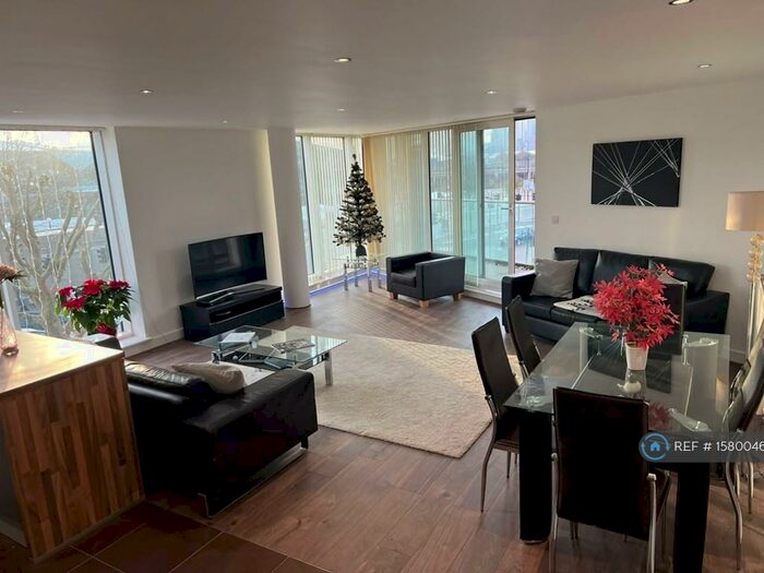 3 Bedroom Flat To Rent In Alaska Apartments, London, E16