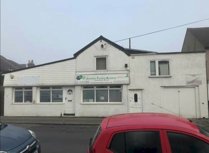 Mixed Use Commercial Property To Rent In Colney Road, Dartford, DA1