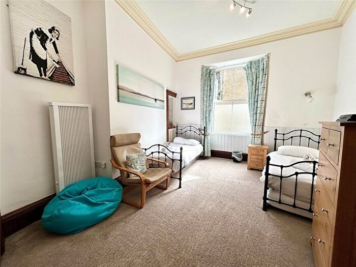 2 Bedroom Flat For Sale In Crackwell Street, Tenby, Pembrokeshire, SA70