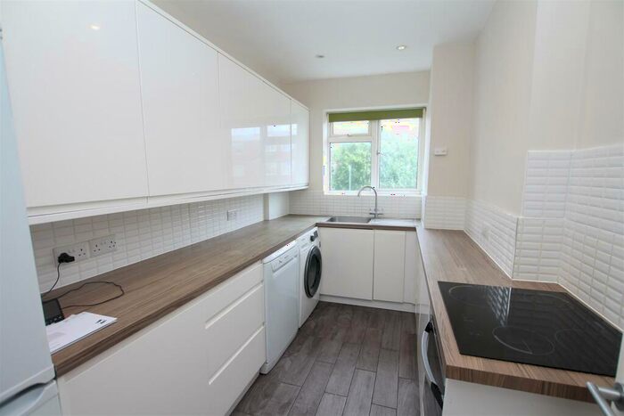1 Bedroom Flat To Rent In Wilbury Villas, Hove, BN3