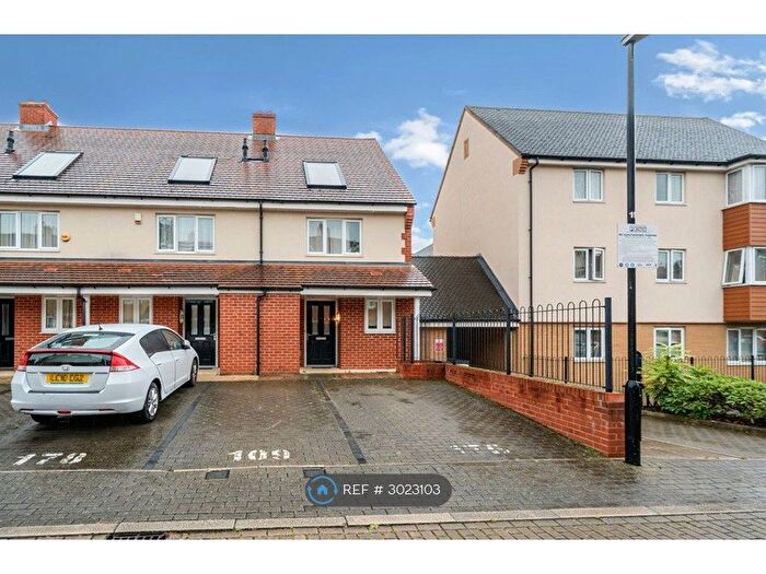 2 Bedroom Terraced House To Rent In Albacore Way, Hayes, UB3