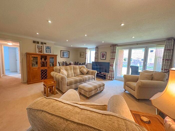 2 Bedroom Apartment To Rent In Fairlawns, Newmarket, Suffolk, CB8