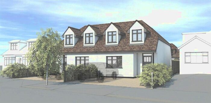 3 Bedroom Semi-Detached House To Rent In Briscoe Road, Rainham, Essex, RM13