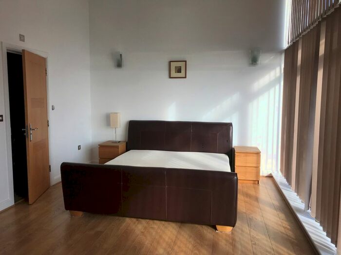 2 Bedroom Flat To Rent In St Christophers Court, Maritime Quarter, SA1