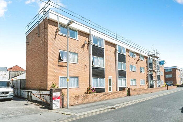 2 Bedroom Flat For Sale In Rawcliffe Street, Blackpool, Lancashire, FY4