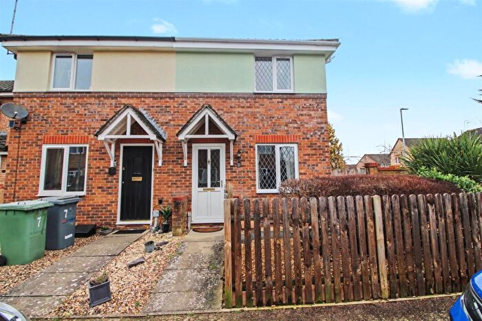 2 Bedroom Semi Detached House For Sale In The Fallows, Taverham, Norwich, NR8