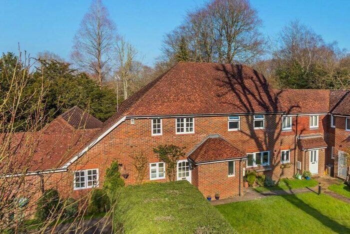 2 Bedroom Semi-Detached House For Sale In Holmwood, RH5