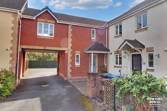 2 Bedroom Terraced House For Sale In Foxglove Close, Lichfield, WS14