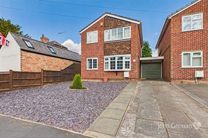 3 Bedroom Link Detached House For Sale In Wales Lane, Barton-under-Needwood, DE13