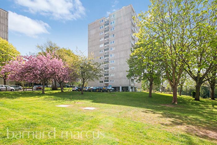 1 Bedroom Flat To Rent In Tunworth Crescent, Roehampton, SW15