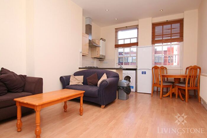 2 Bedroom Flat To Rent In The Oaks, London Rd, LE2