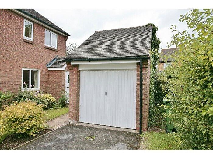 2 Bedroom End Of Terrace House To Rent In The Glebe, Cumnor, Oxford, Oxford, OX2