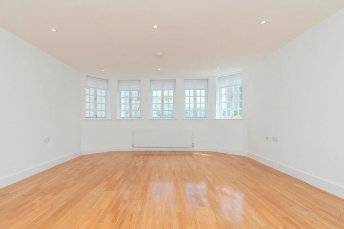1 Bedroom Flat To Rent In St Mark's Apartments, City Road, London, EC1V