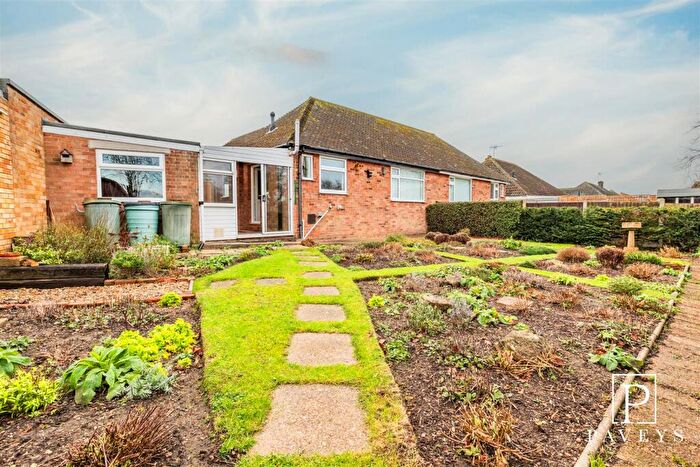 2 Bedroom Semi-Detached Bungalow For Sale In Rainham Way, Frinton-On-Sea, CO13