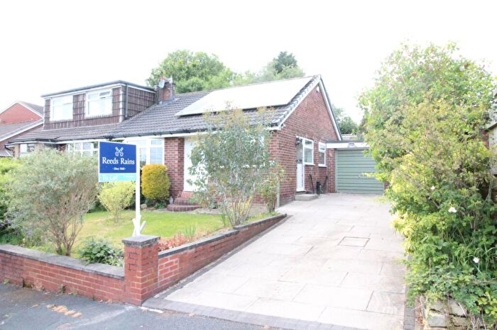 2 Bedroom Bungalow To Rent In Harewood Road, Rochdale, Lancashire, OL11
