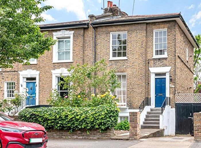 1 Bedroom Flat To Rent In De Beauvoir Road, London, N1
