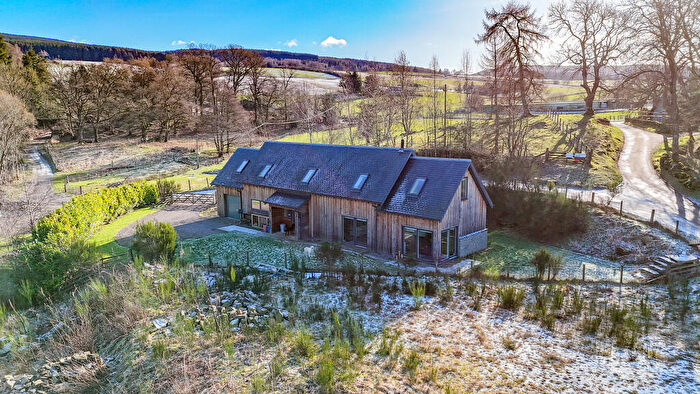 4 Bedroom Detached House For Sale In West Park Farm, Aberfeldy, PH15