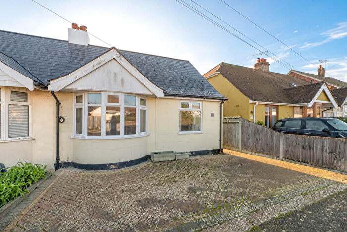 4 Bedroom Bungalow For Sale In Swalecliffe Road, Tankerton, Whitstable, CT5