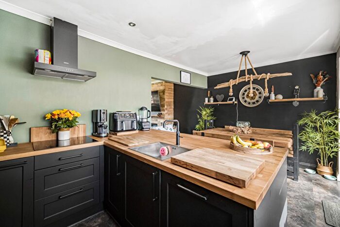 4 Bedroom Semi-detached House For Sale In Stonebridge Road, Rassau, NP23