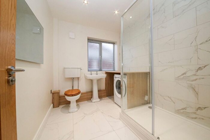 2 Bedroom Bungalow To Rent In Vicarage Road, Abram, WN2