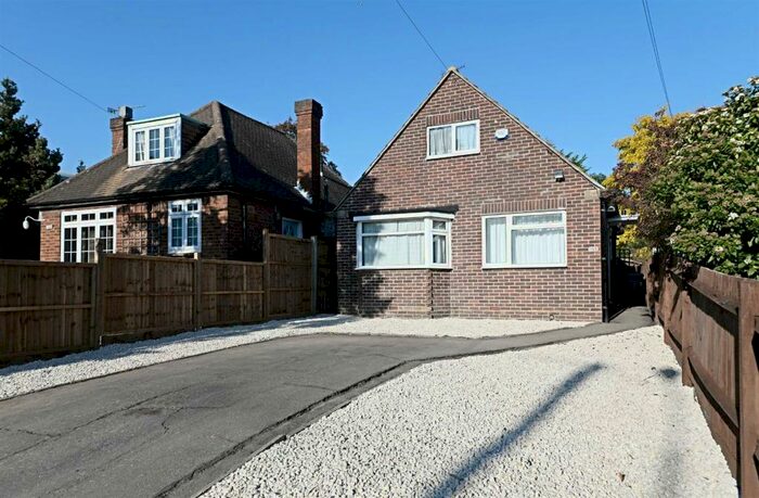 2 Bedroom Detached House To Rent In Dollis Road, Mill Hill, NW7