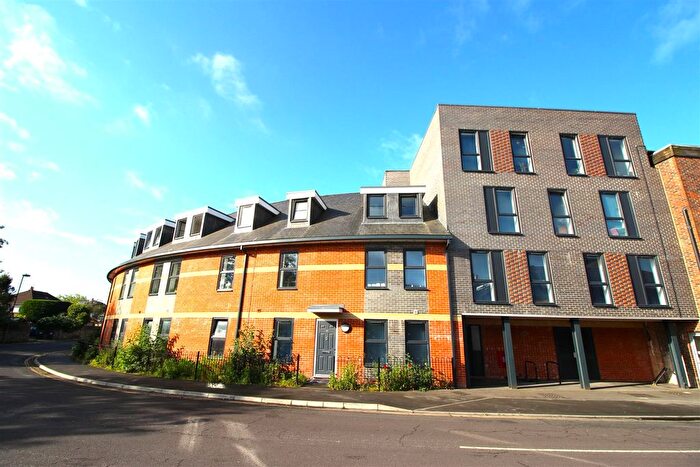 1 Bedroom Flat To Rent In North Street Arcade, Havant, PO9
