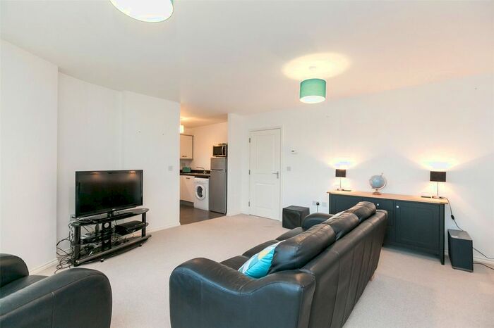 1 Bedroom Flat To Rent In Lochend Park View, Edinburgh, EH7
