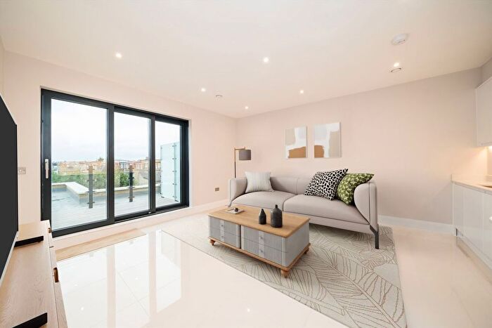 1 Bedroom Flat For Sale In Merton Road, London, SW19