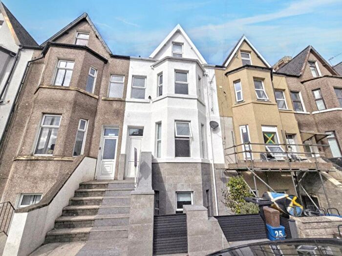 4 Bedroom Flat For Sale In Ferry Road, Cardiff, South Glamorgan, CF11