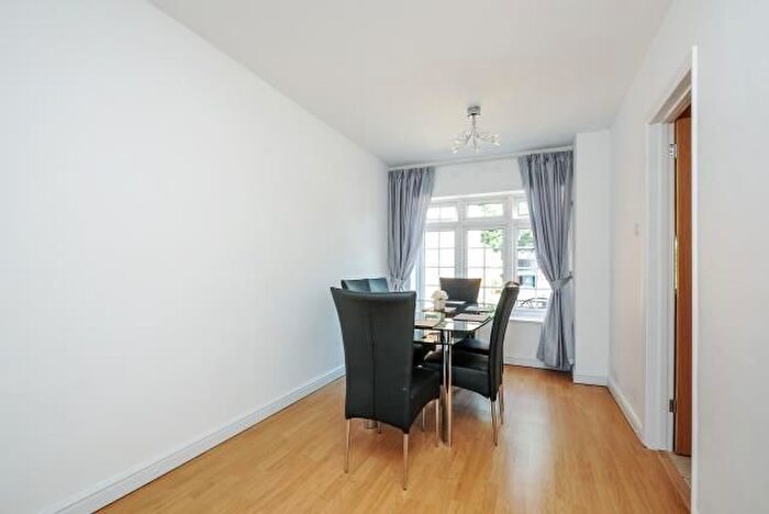 3 Bedroom Terraced House To Rent In Willows Close, Pinner, HA5